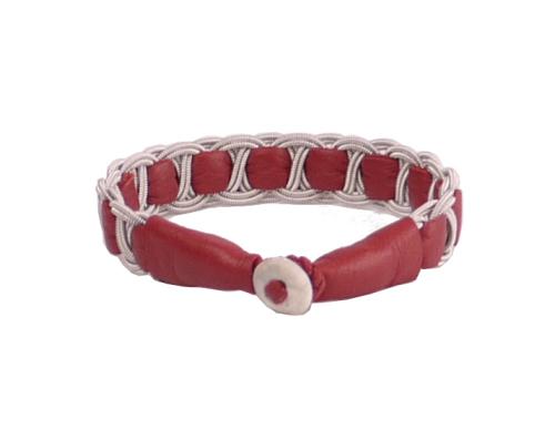 Rentierlederarmband mit Hornknopf, dunkelbraun