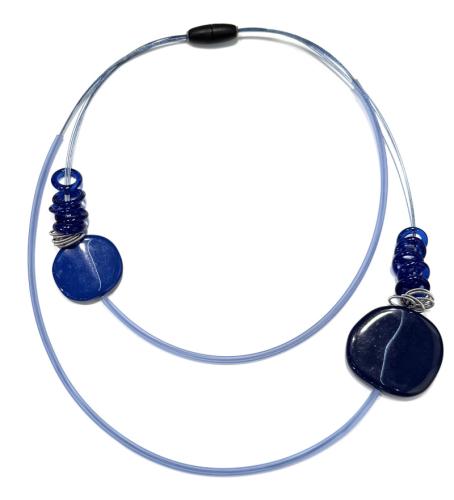 Kurze Kette mit Kautschuk, Muranoglas und Kunstharz, blau