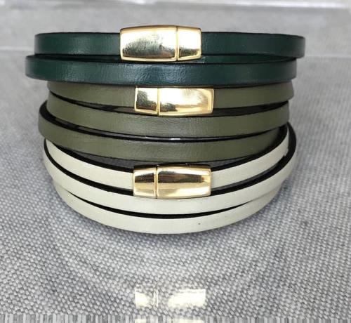 Lederarmband vergoldetem Magnetverschluss, khaki