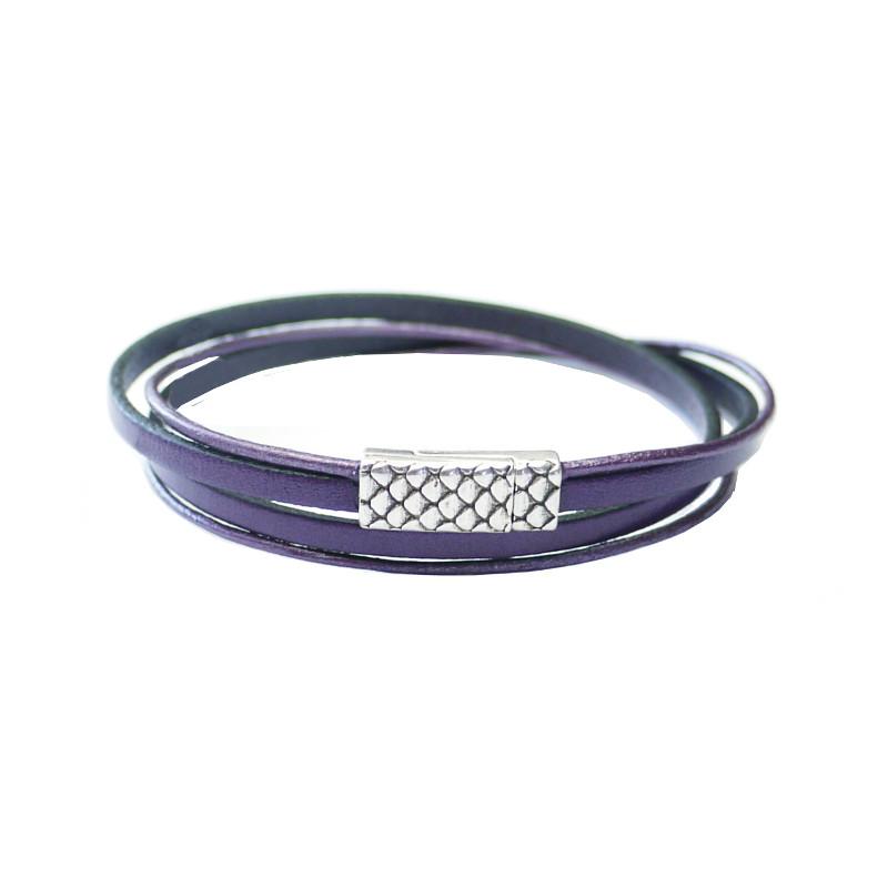 Lederarmband mit gemusterten Verschluss, violett