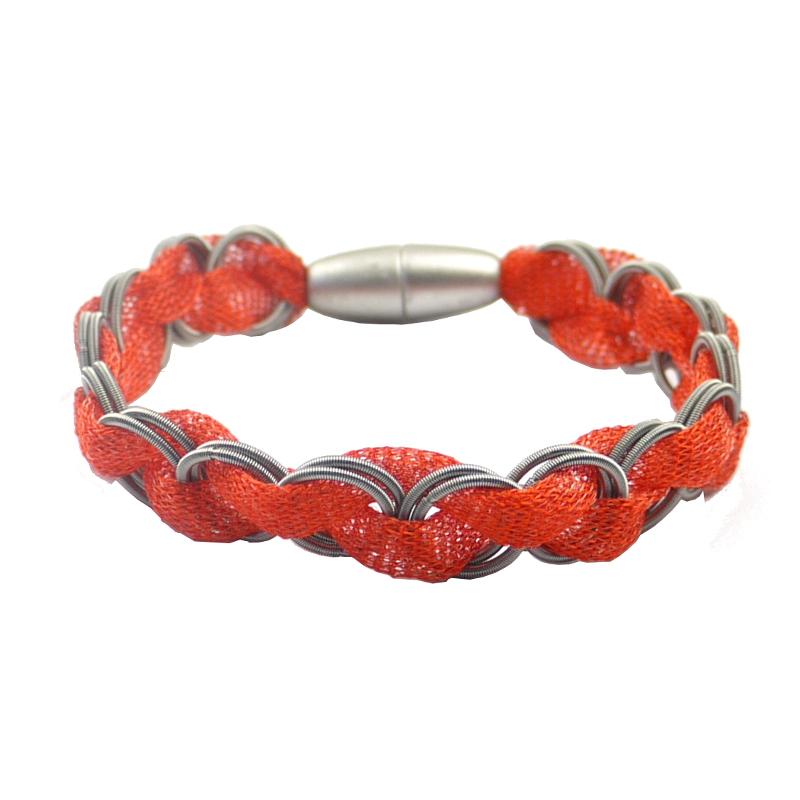 Perlonarmband mit Edelstahlringchen, orange